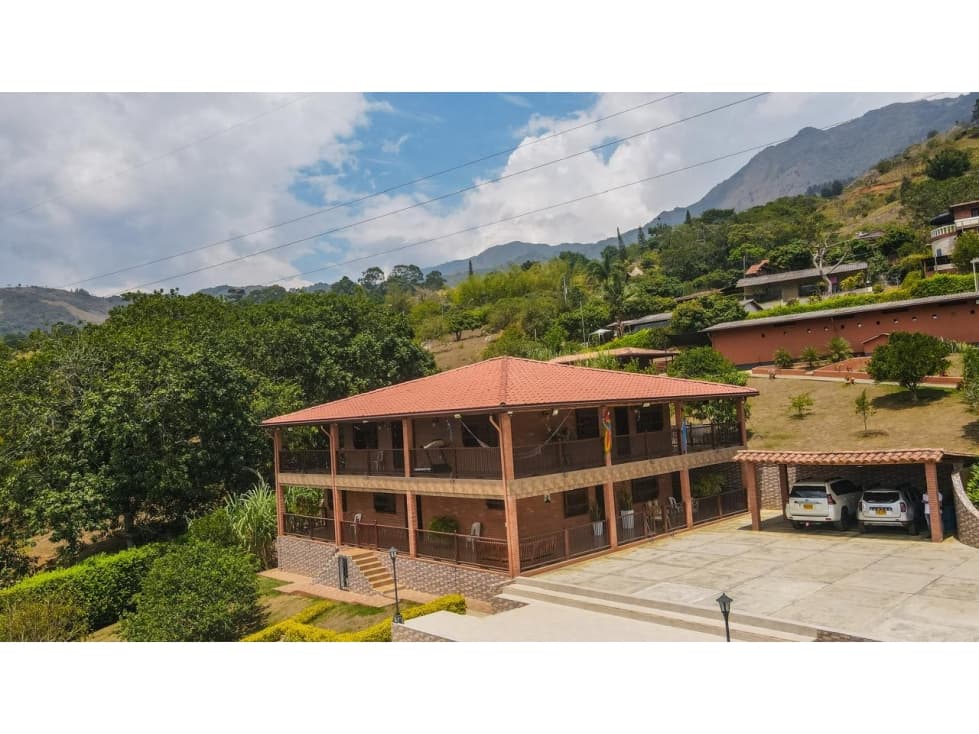 Finca en Venta - Copacabana - 1