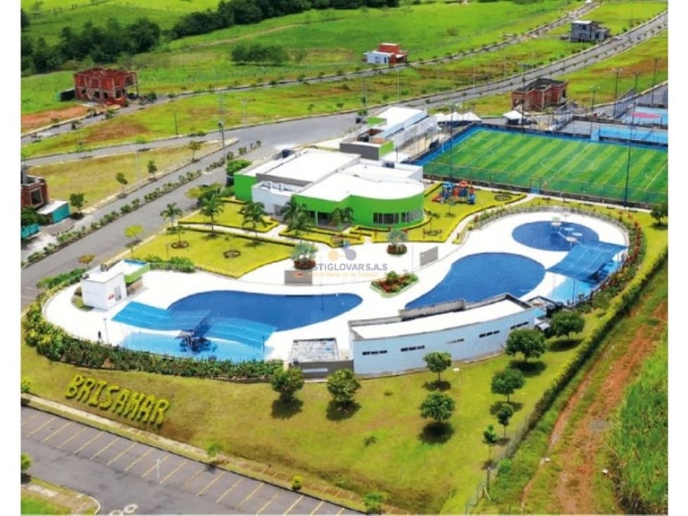 LOTE EN CONDOMINIO BRISAMAR TOTALMENTE TERMINADO A 40MIN. DE PEREIRA - 1