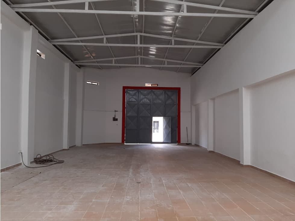 VENTA DE BODEGA EN BELLO , SECTOR NIQUIA. (Licencia para 10 pisos) - 1