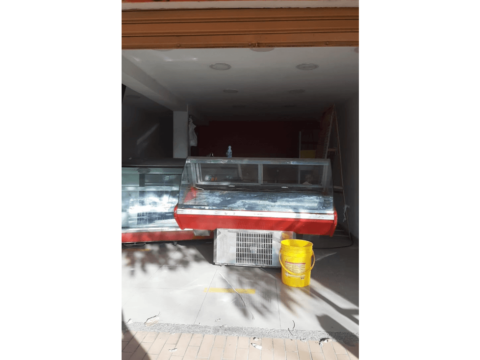 LOCAL EN VENTA BARRIO LOS ROBLES EN SOLEDAD - 1