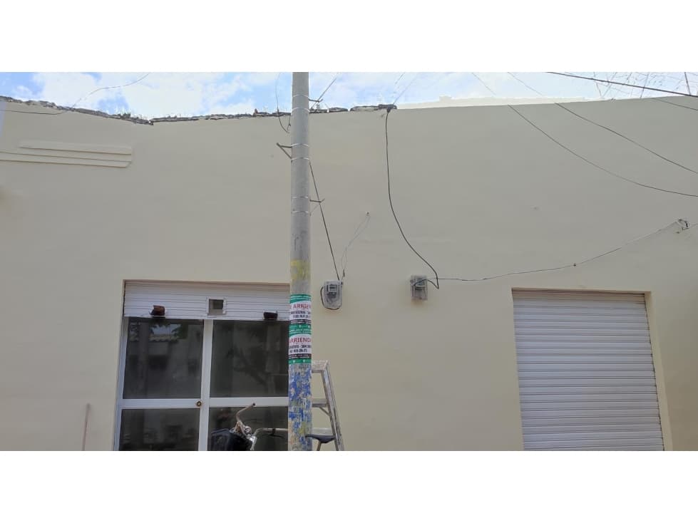 LOCAL COMERCIAL EN ARRIENDO C14 K11 - 1