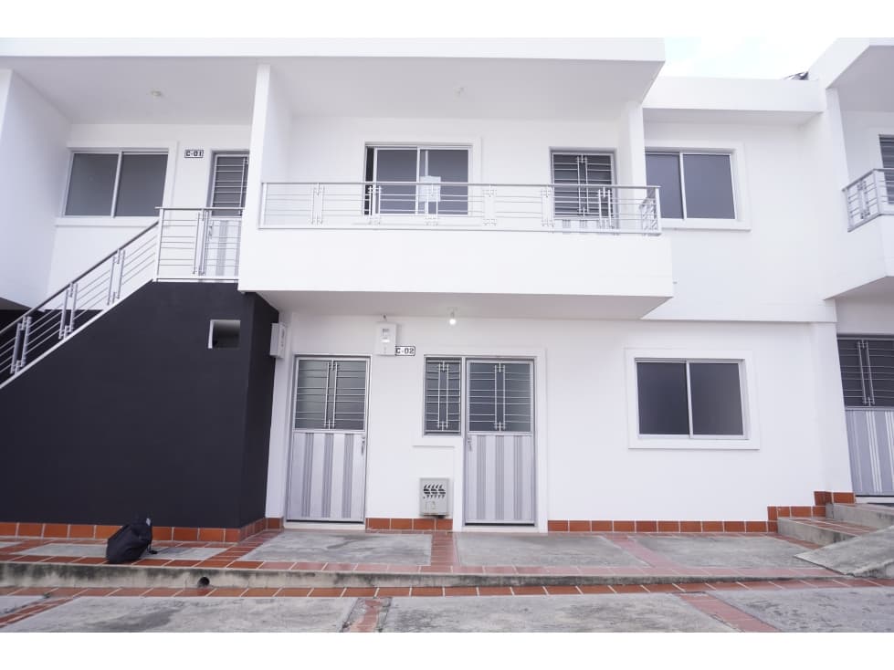 SE ARRIENDA APARTAMENTO C2-02 EN VILLA LILIANA EL BARRIO SANTANDER - 1