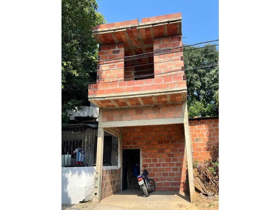 SE VENDE CASA EN EL BARRIO SANTANDER - 1