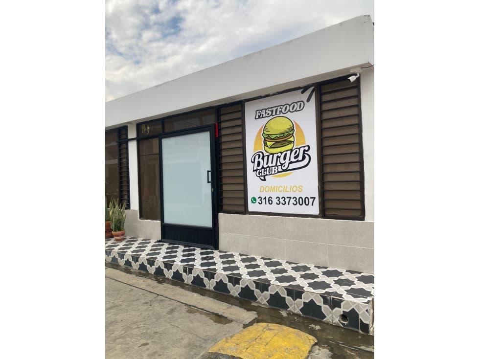 SE VENDE CASA EN TAMARINDO CLUB - 1