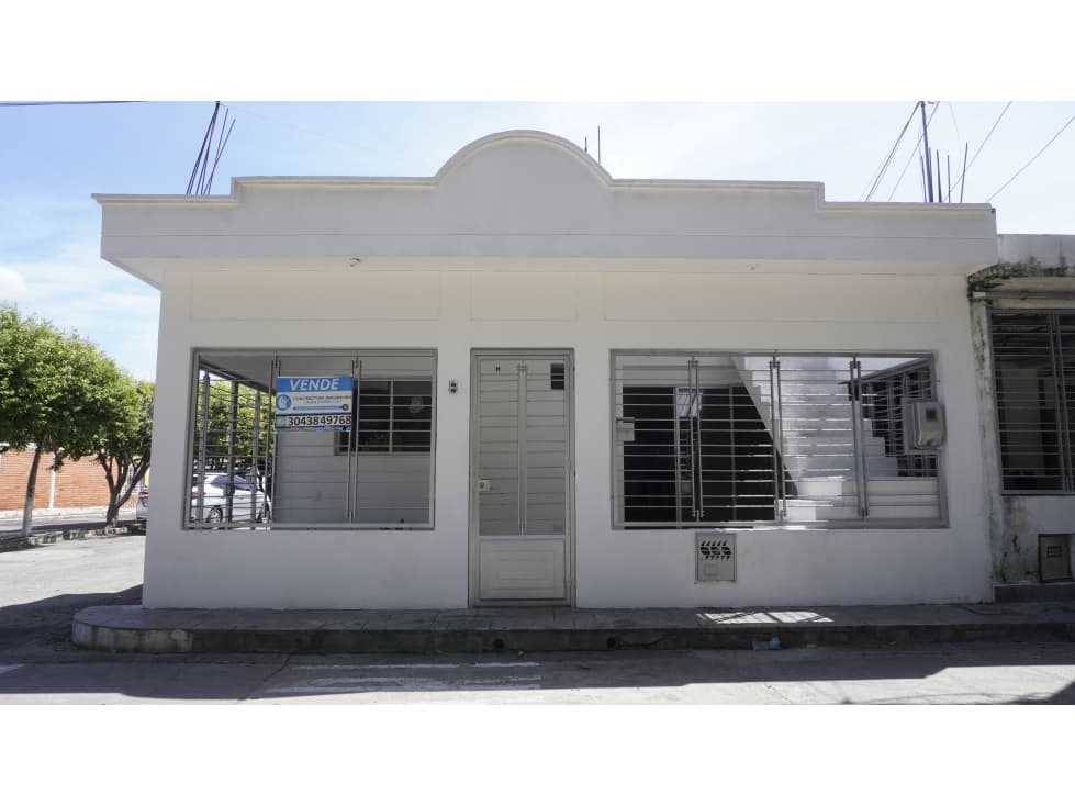 SE VENDE HERMOSA CASA EN ALTOS DEL TAMARINDO - 1