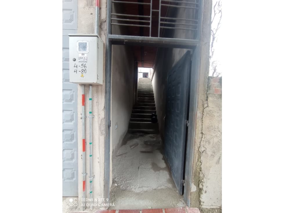 SE VENDE CASA CON GALPÓN EN EL BARRIO PIEDECUESTA VILLA DEL ROSARIO - 1