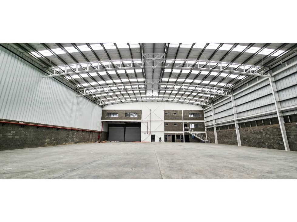 Bodega Arrendamiento 1.850 M2 Autopista Medellín - 1