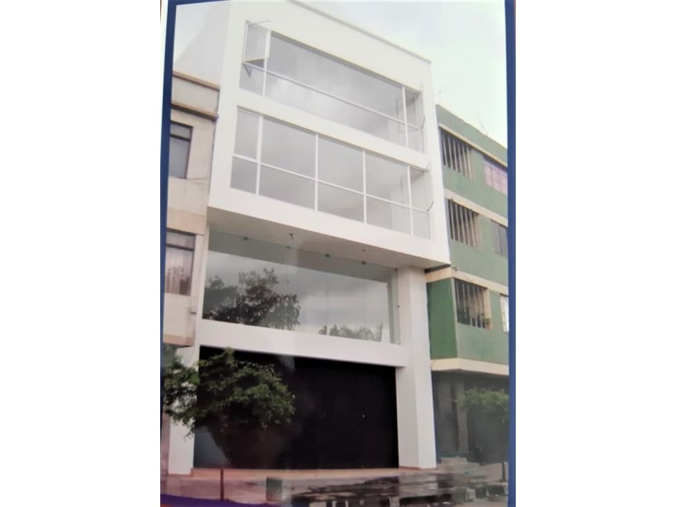 ALQUILER DE EDIFICIO PARA OFICINAS EPS EDUCACION CALI VALLE - 1