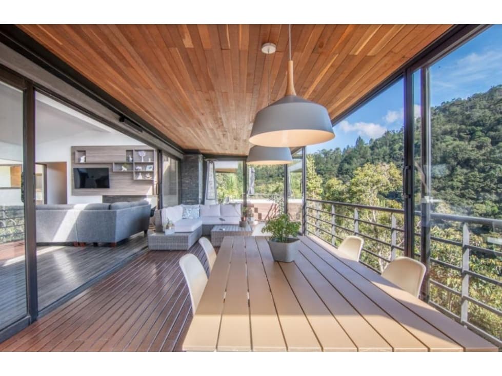 Moderna casa de 1 solo piso en El Retiro, sector Fizebad - 1