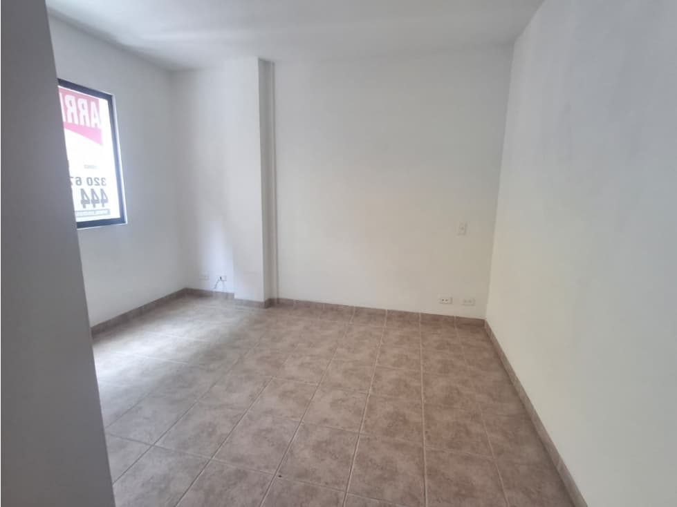 OFICINA EN ARRIENDO EN SABANETA COD 10411 - 1