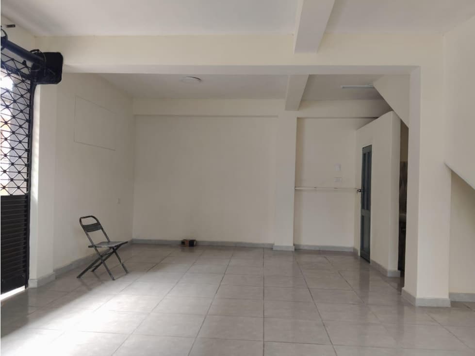 LOCAL EN ARRIENDO EN ENCISO COD 10488 - 1