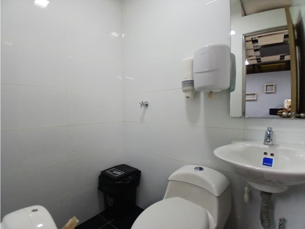 PARA ARRIENDO TENEMOS UNA OFICINA EN ITAGUI COMO NUEVA - 1