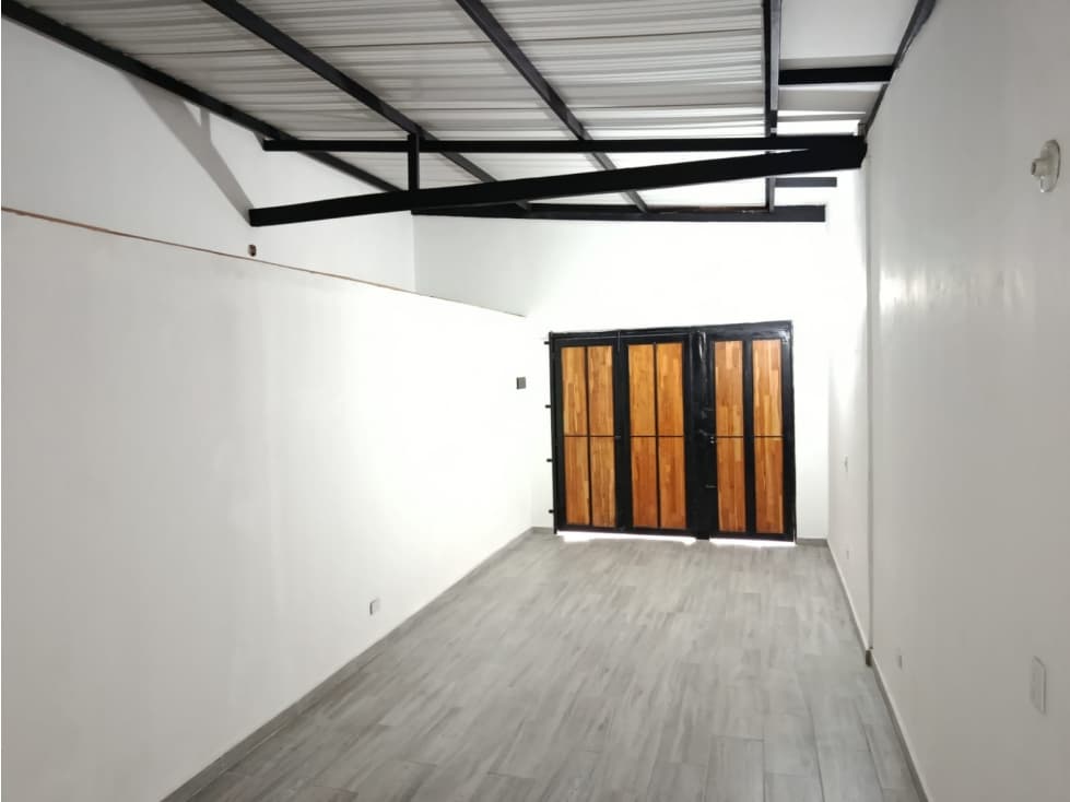 RENTA EN ENVIGADO LOCAL COMERCIAL CERCA AL POLIDEPORTIVO - 1