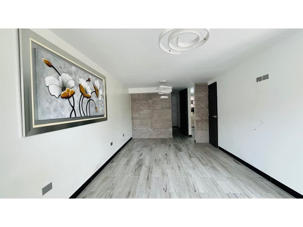 SE VENDE CASA COMPLETAMENTE REMODELADA SECTOR VILLA DEL PRADO PEREIRA - 1