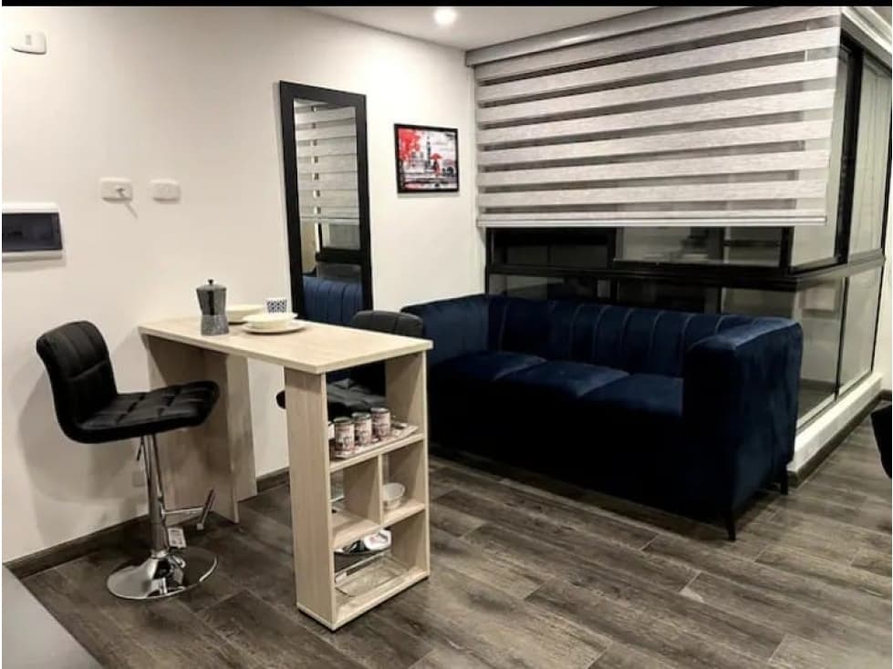 Arriendo Amoblado Apartaestudio tipo Loft en Santa Bárbara - 1