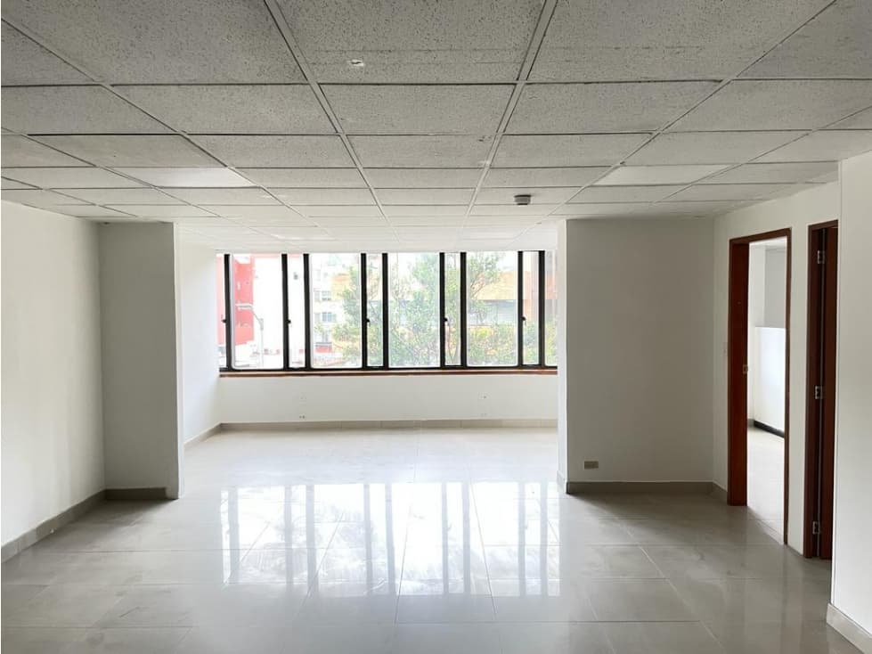 Oficina de 94 m2 en arriendo, Barrio Chapinero, Bogotá DC - 1