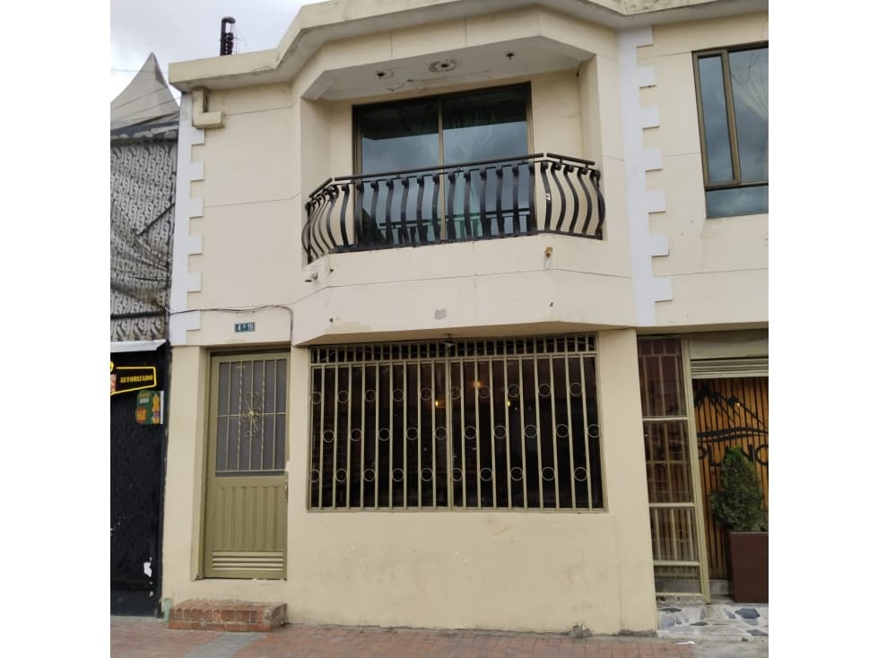 ARRIENDO LOCAL COMERCIAL, VIVIENDA O BODEGA EN EL CORAZON DE CAJICA - 1