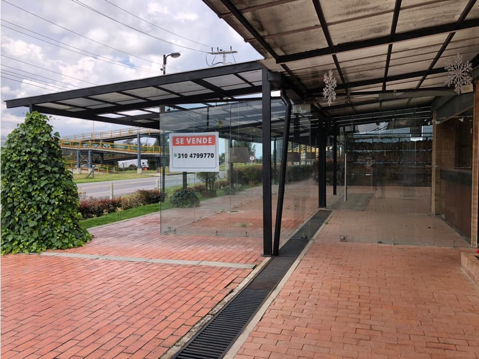 Se Vende Local Comercial en Potosí - 1