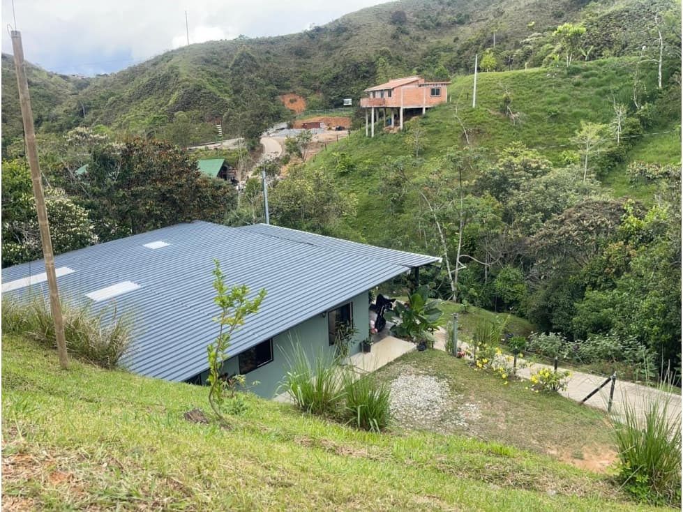 VENTA CASA CAMPESTRE 3.400 MTS.2 SAN ROQUE ANTIOQUIA - 1