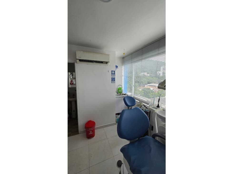 VENTA CONSULTORIO/OFICINA PISO 8 GRANADA - 1