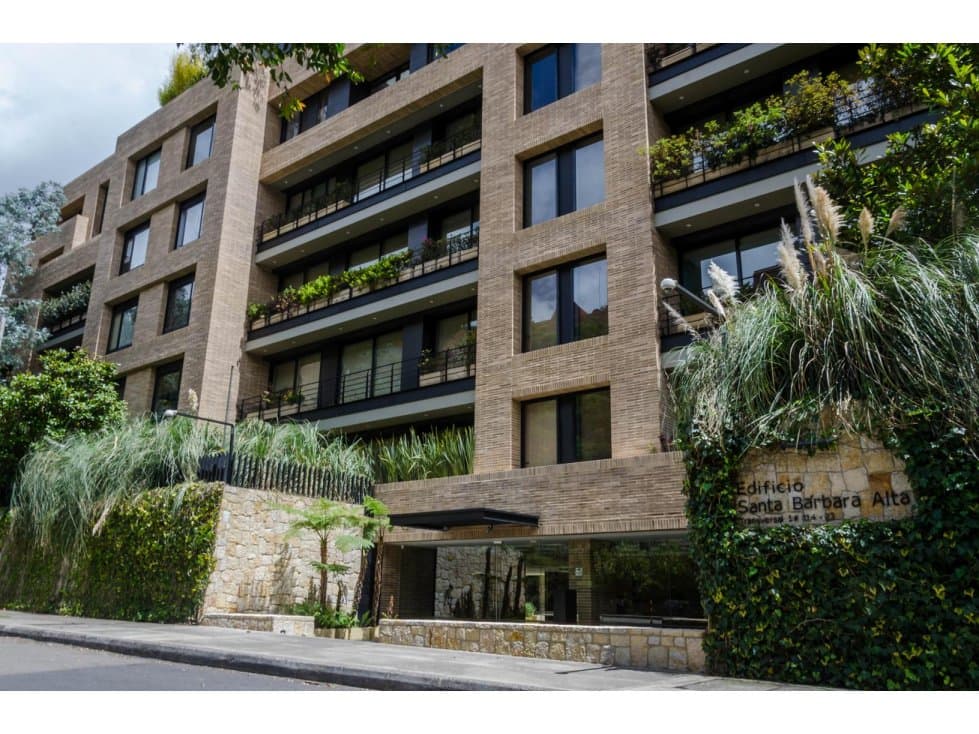 APARTAMENTO EN VENTA SANTA BARBARA ALTA BOGOTA - 1