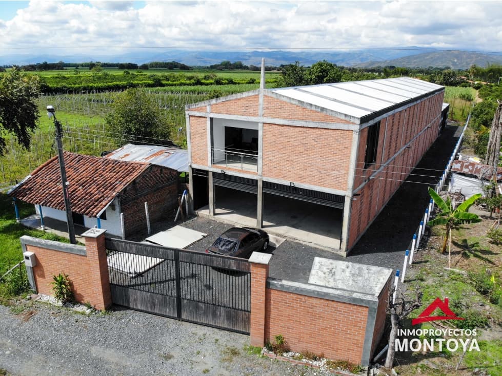 Oportunidad única! Bodega en Andalucía Valle - 1