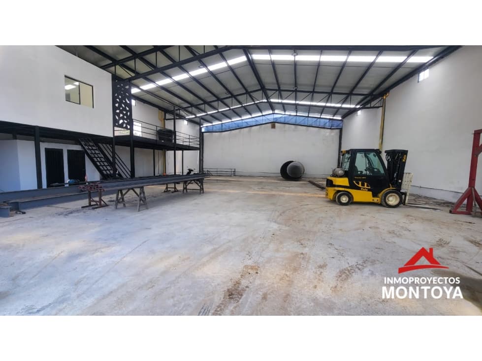 Bodega sobre la vía La Romelia-El Pollo, Dosquebradas - 1