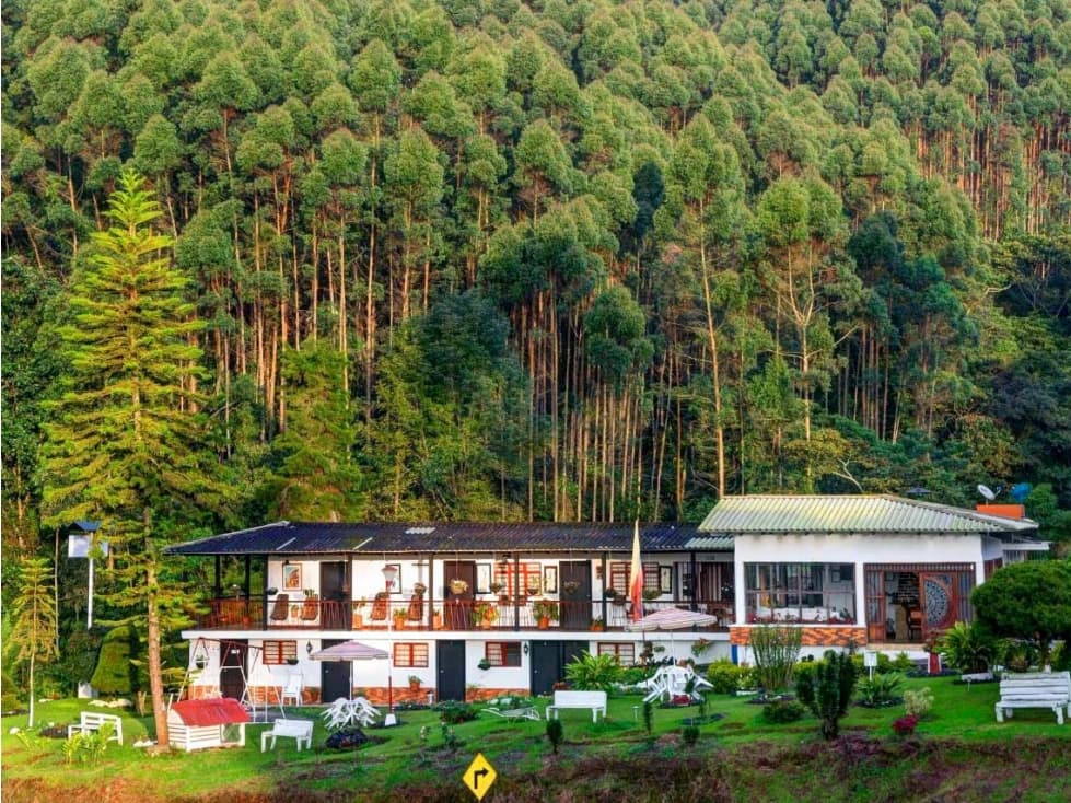 Venta hotel campestre vía a termales de Santa Rosa - 1