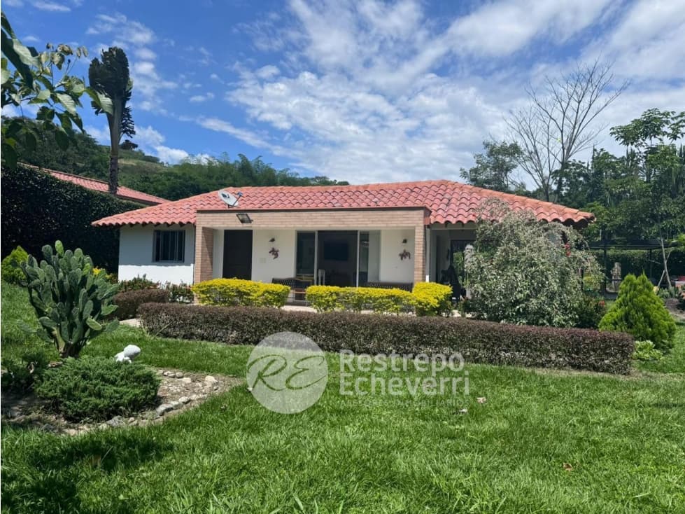 Casa en conjunto en venta, kilómetro 41, Neira - 1