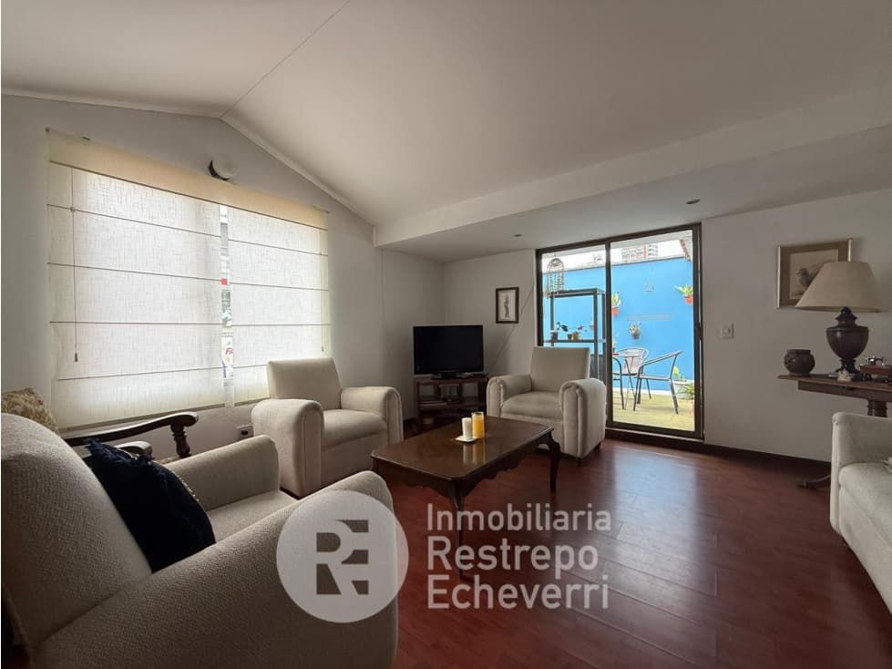 Casa Esquinera con renta, en venta, barrio Palermo, Manizales - 1