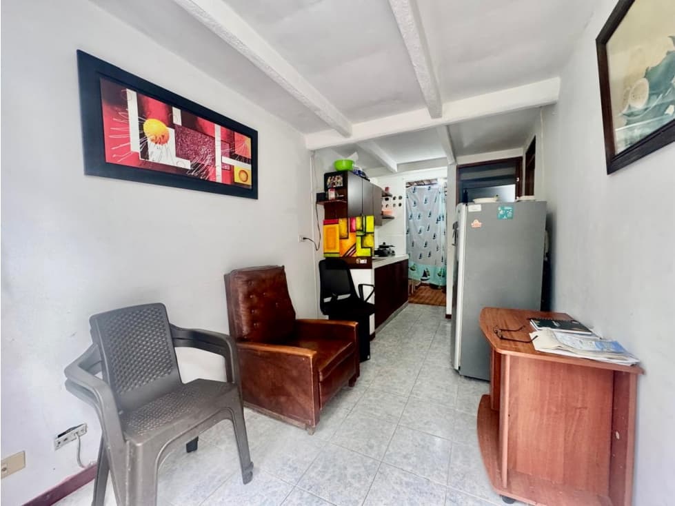 VENTA DE CASA 3 NIVELES - SAN ANTONIO DE PRADO - 1