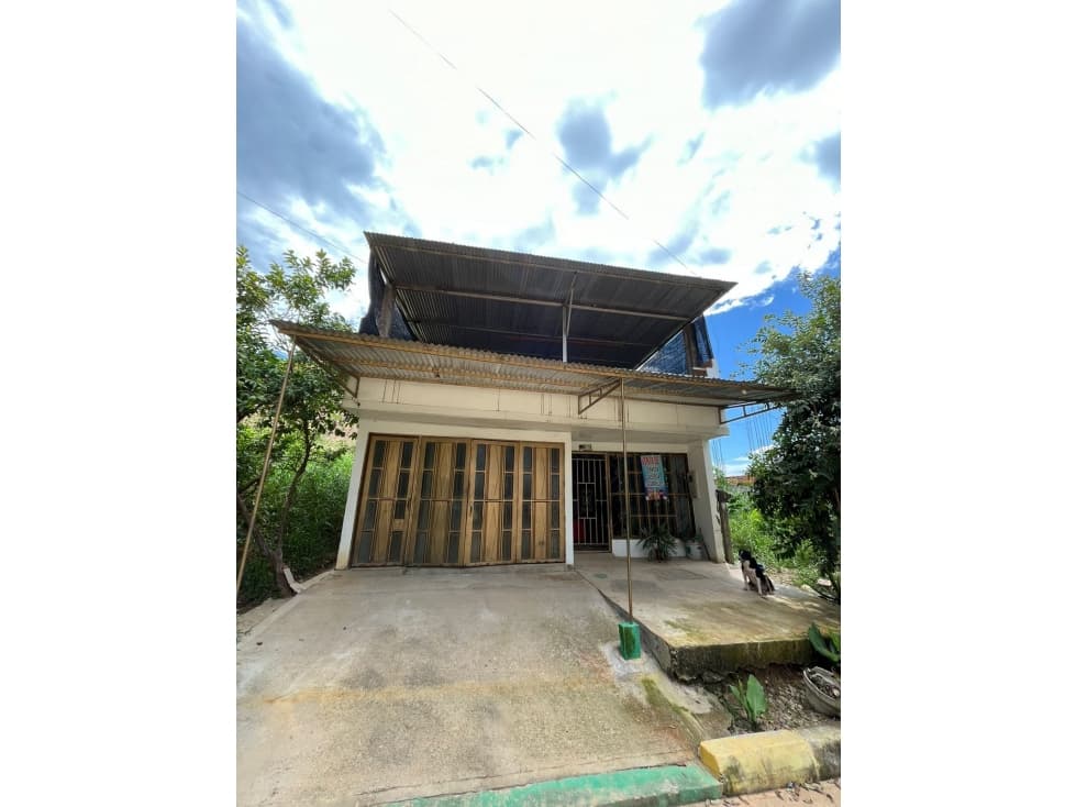 CASA EN VENTA EN CARMEN DE APICALA - 1