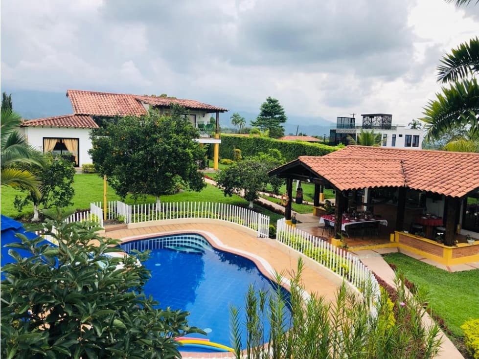 CASA CAMPESTRE AMOBLADA PARA TURISMO VÍA EL CAIMO - PRECIO A CONSULTAR - 1