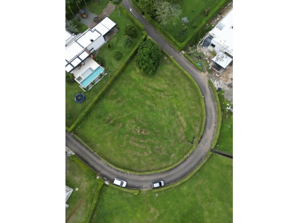 LOTE EN CERRITOS: SEGURIDAD Y VALORIZACIÓN GARANTIZADA - 1