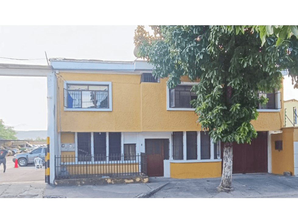 BODEGA BARRIO GRANJAS - 1