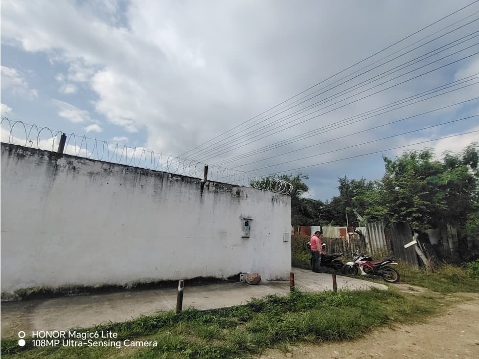 SE ARRIENDA BODEGA ZONA INDRUSTRIAL PALERMO - 1