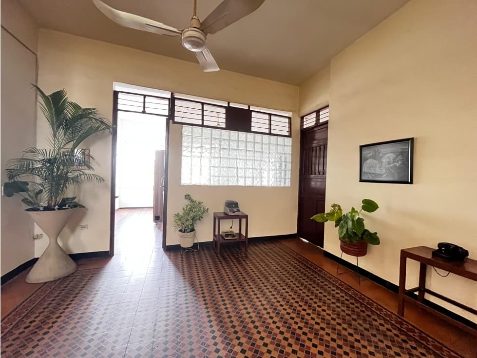 OFICINA EDIFICIO SECUNDINO RODRIGUEZ - 1