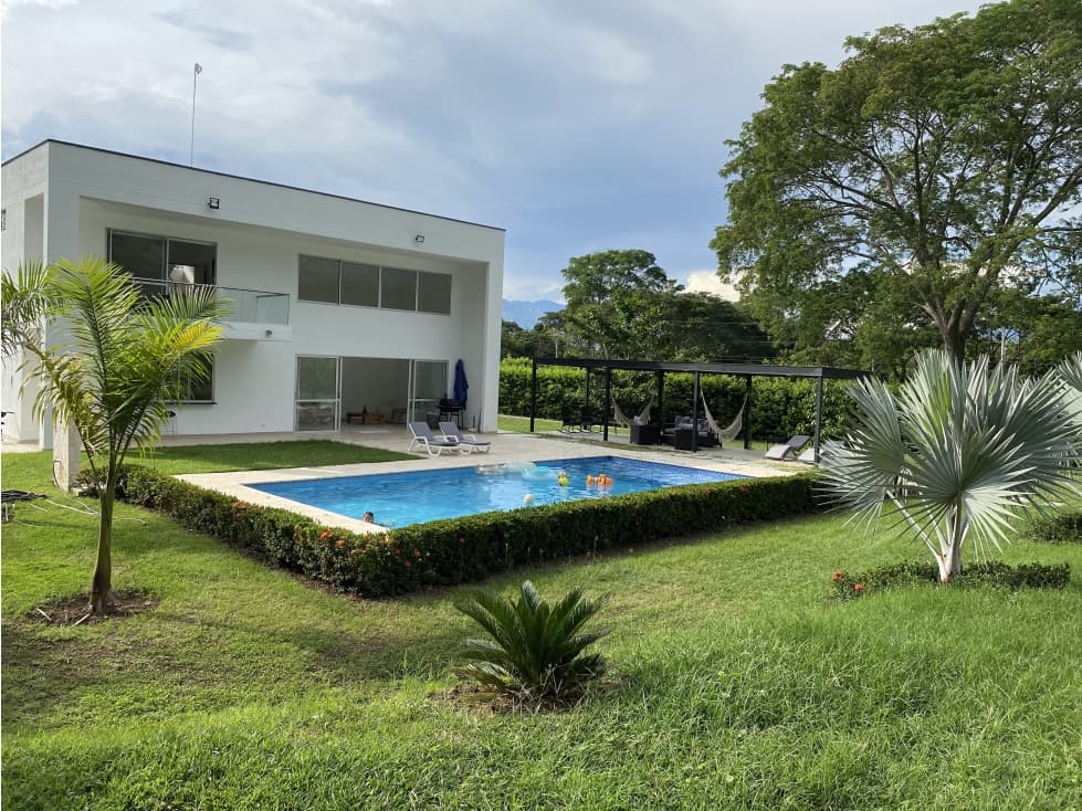Venta de casa - finca en Sopetrán - 1