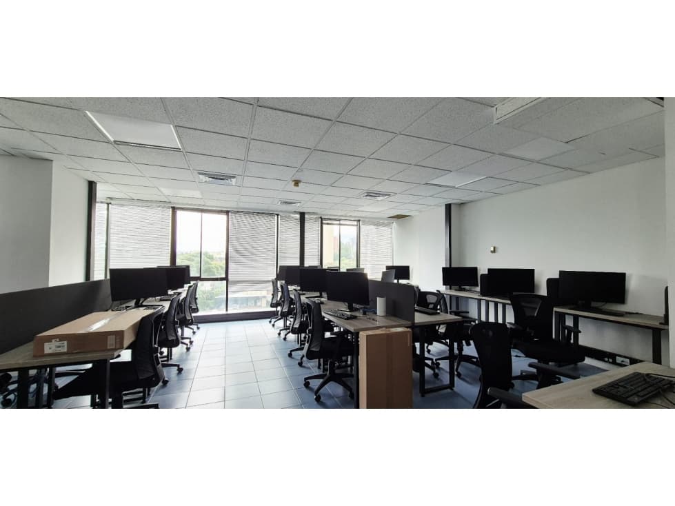 Venta de oficinas en Envigado - 1
