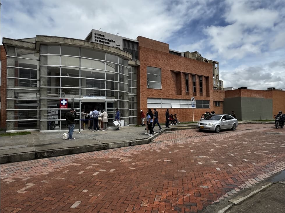 VENTA CONSULTORIO O LABORATORIO PATOLÓGICO EN TUNJA - 1