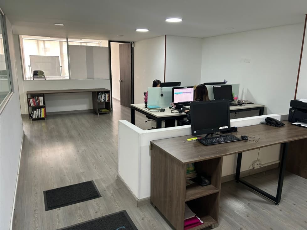 Renta de Oficina - Local Niza - 1