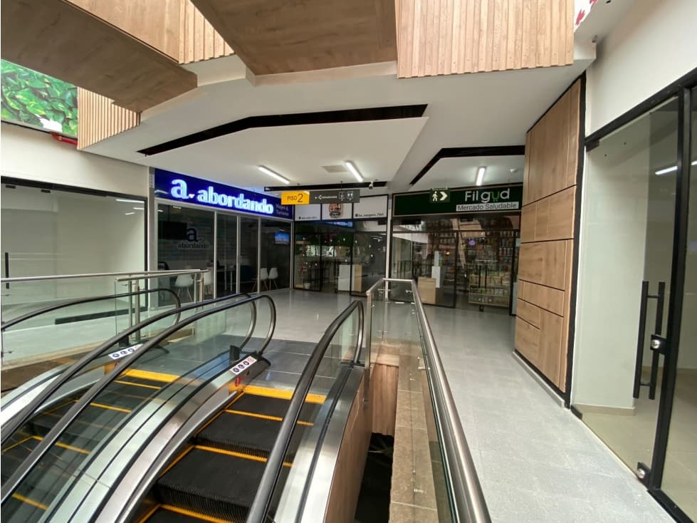 LOCAL COMERCIAL EN LA CALERA - 1