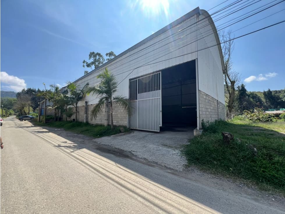 DISPONIBLE ARRIENDO BODEGA INDUSTRIAL GUARNE - ANTIOQUÍA - 1