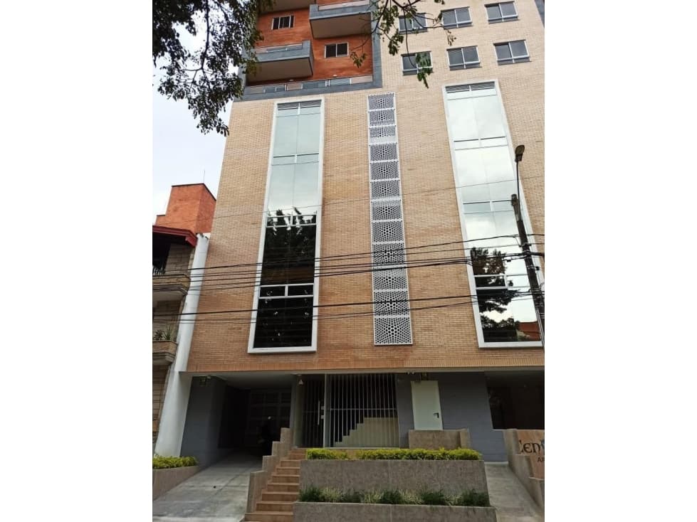 Edificio en Conquistadores - en Arriendo - 1
