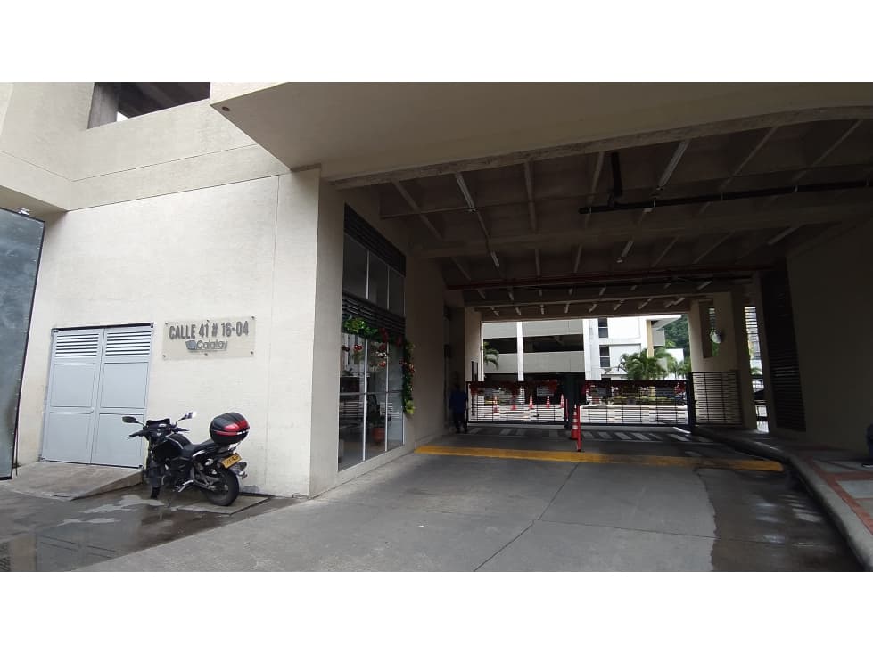 VENDO LOCAL COMERCIAL SECTOR AMBALA CONJUNTO CALATAY - 1