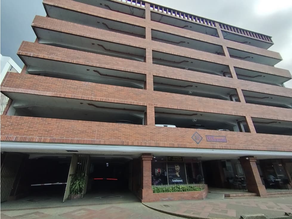 VENDO PARQUEADERO PRIVADO SECTOR CENTRO - 1