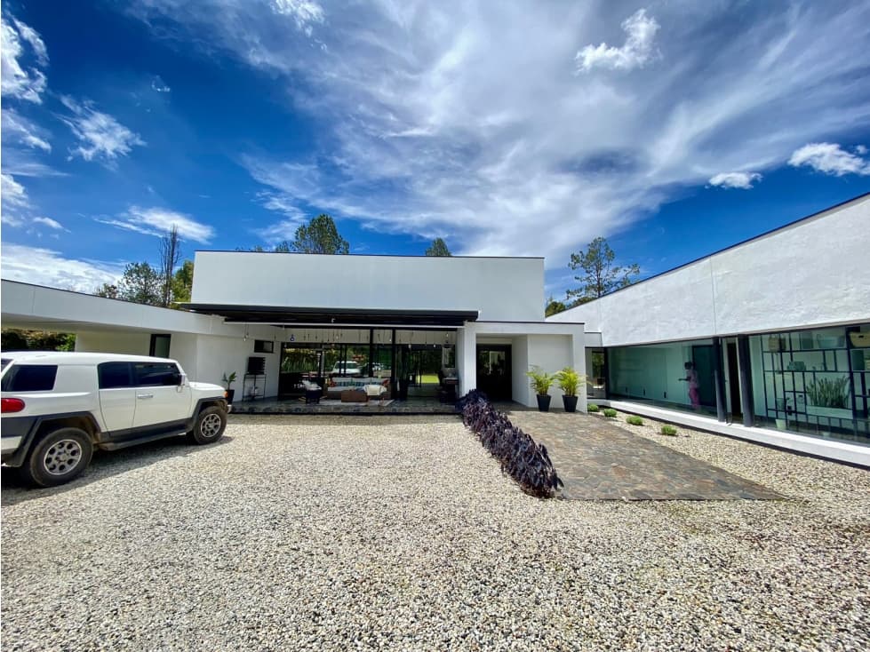 T0319. Alquiler! Finca de lujo amoblada en el sector El Tablazo  - 1