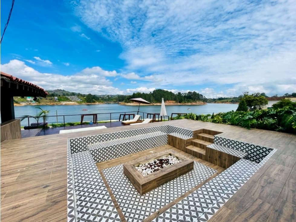 T0330. Alquiler! Hotel en Guatapé con acceso a la represa - 1