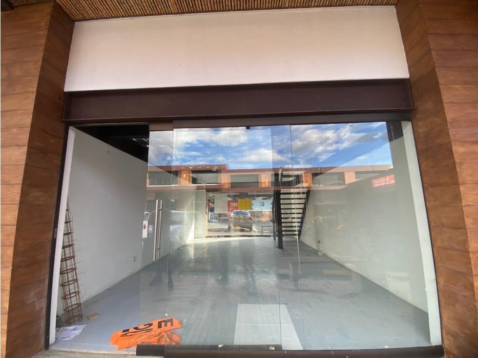 E0025. VENDO! Local con excelente ubicación comercial en La Ceja - 1