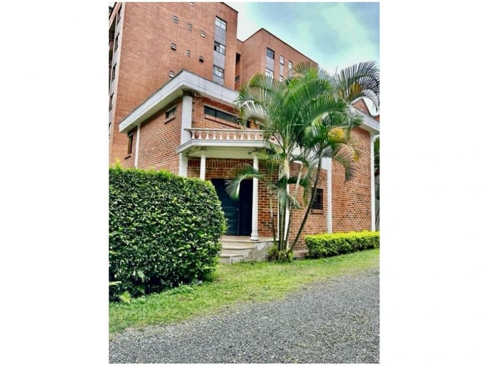 T0599. Alquilo! Increíble casa amoblada con acabados de lujo - 1